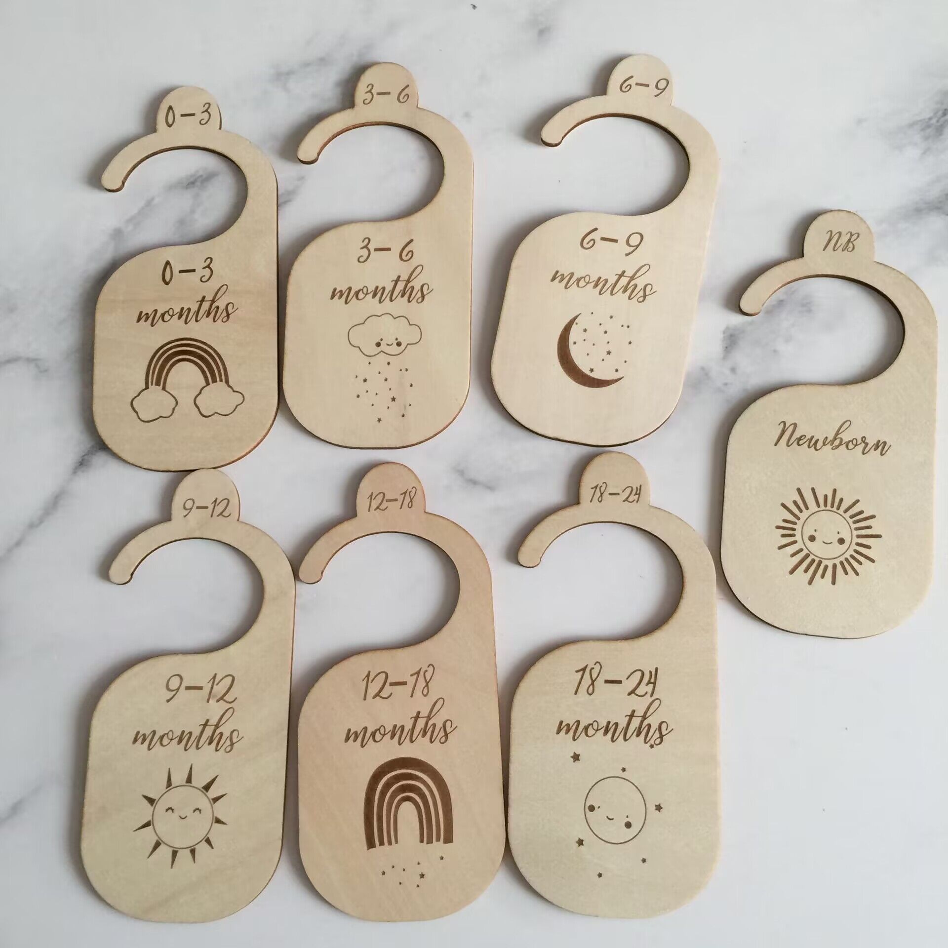 Houten babykast maatverdeler o - Baby Clothing Hanger Dividers recensie en prijs